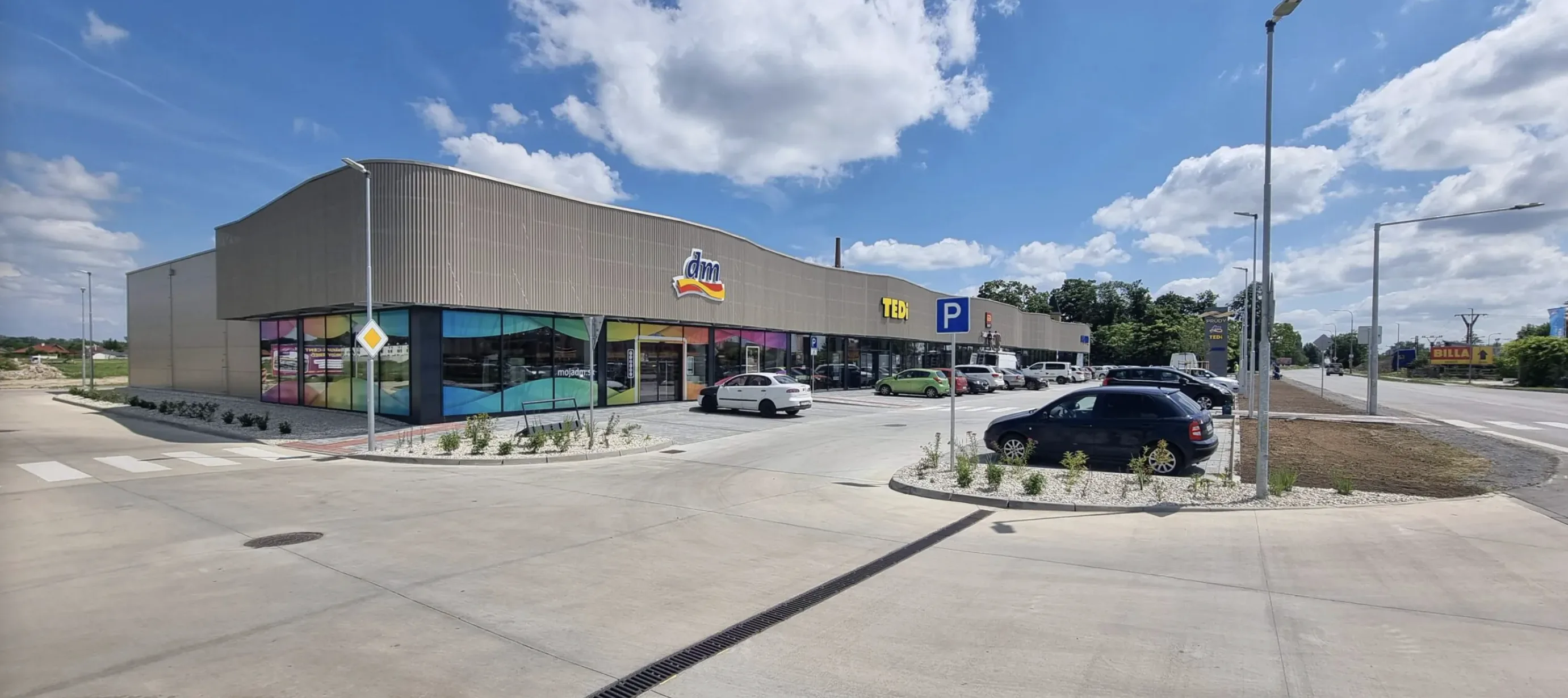 Nákupné centrum Prúdy — interiér